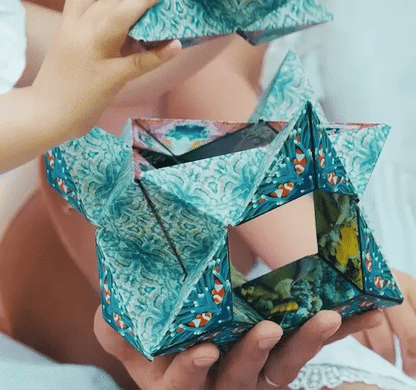 STARKIDS™ Transformer Magnetic Cube 🧲🌈